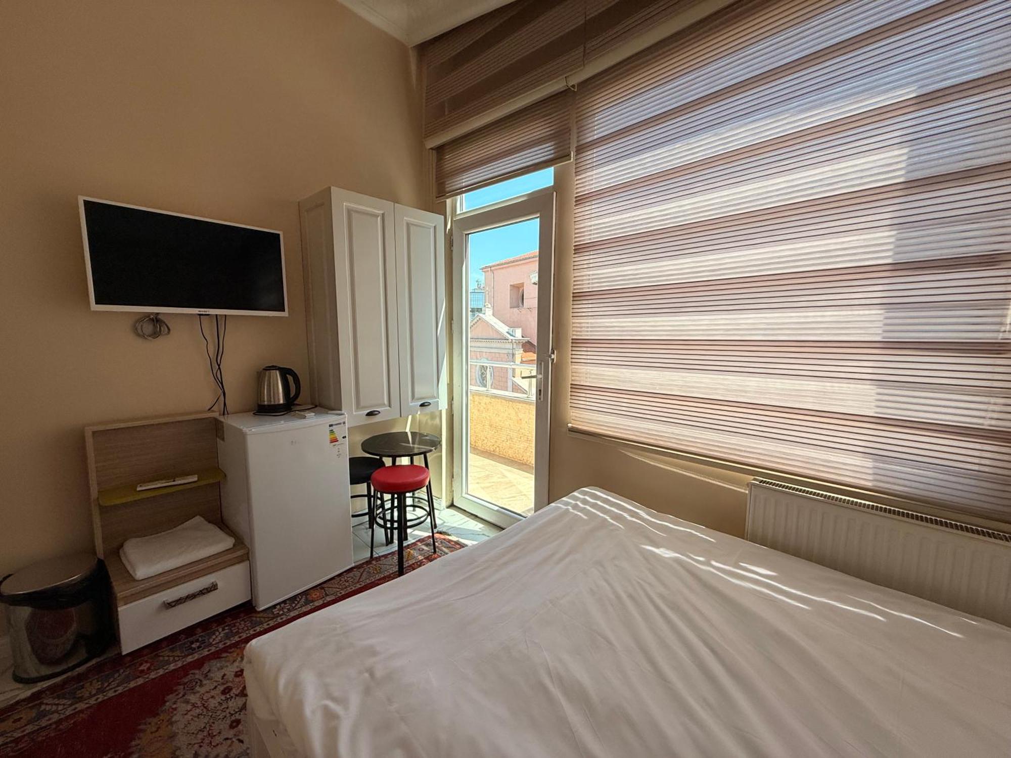 Iq Hotel Istanbul Exteriör bild